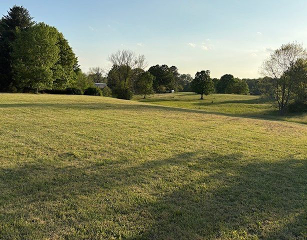 1804 Highway 52, E, Portland, TN 37148