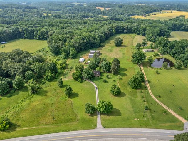 1804 Highway 52, E, Portland, TN 37148