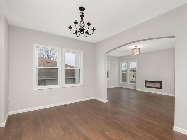 1616 Xerxes Avenue N, Minneapolis, MN 55411