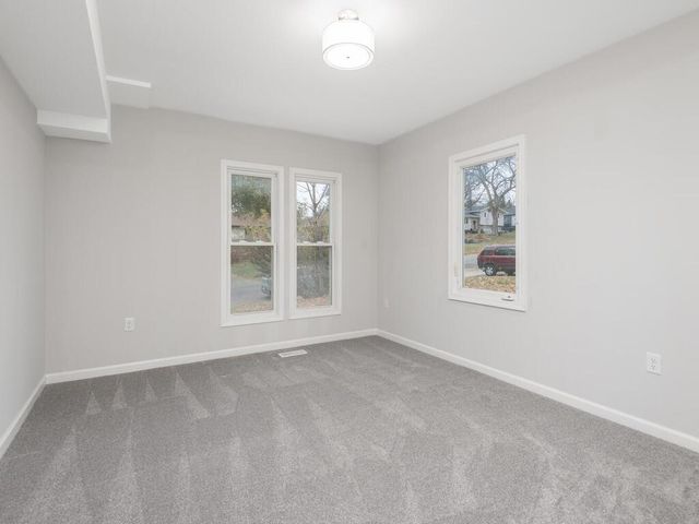 1616 Xerxes Avenue N, Minneapolis, MN 55411