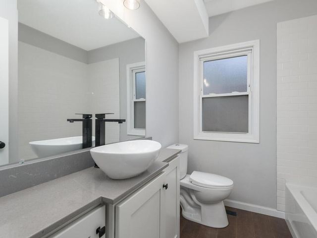 1616 Xerxes Avenue N, Minneapolis, MN 55411