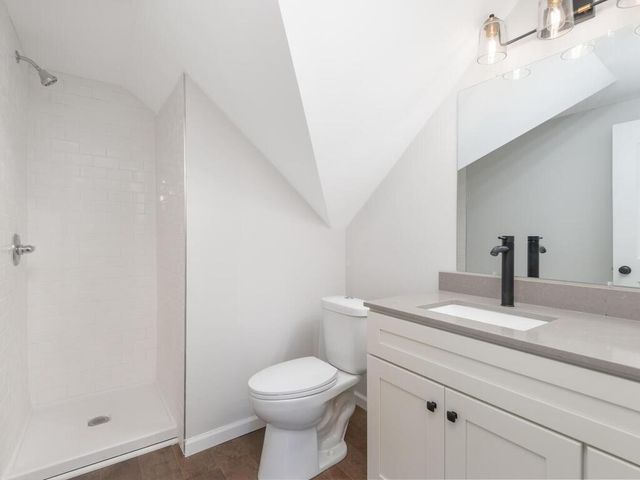 1616 Xerxes Avenue N, Minneapolis, MN 55411