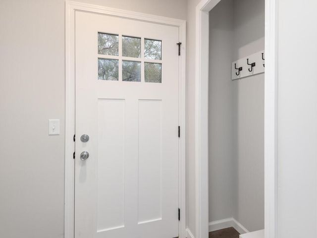 1616 Xerxes Avenue N, Minneapolis, MN 55411