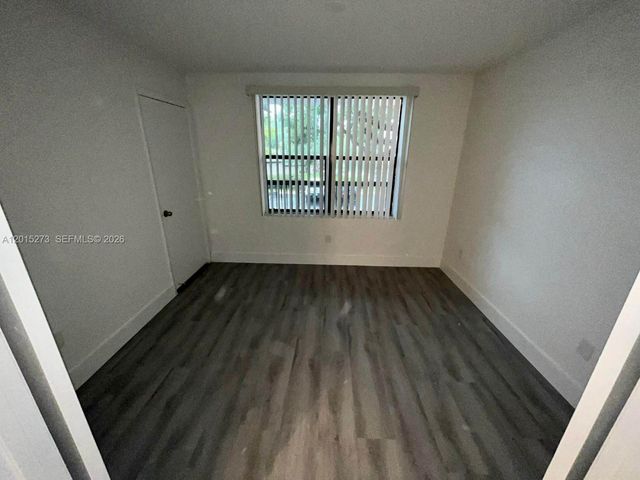 4561 W Mcnab Road 17, Pompano Beach, FL 33069