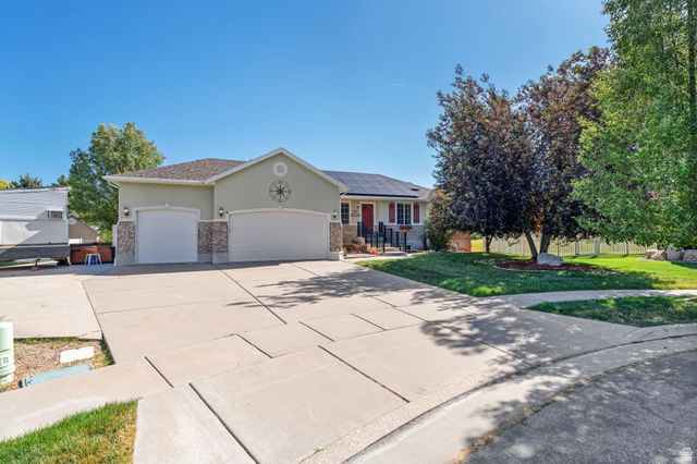 3790 W FORMBY CIR CIR, Syracuse, UT 84075