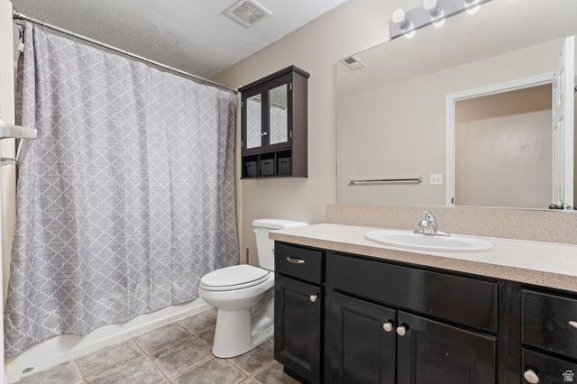 3790 W FORMBY CIR CIR, Syracuse, UT 84075