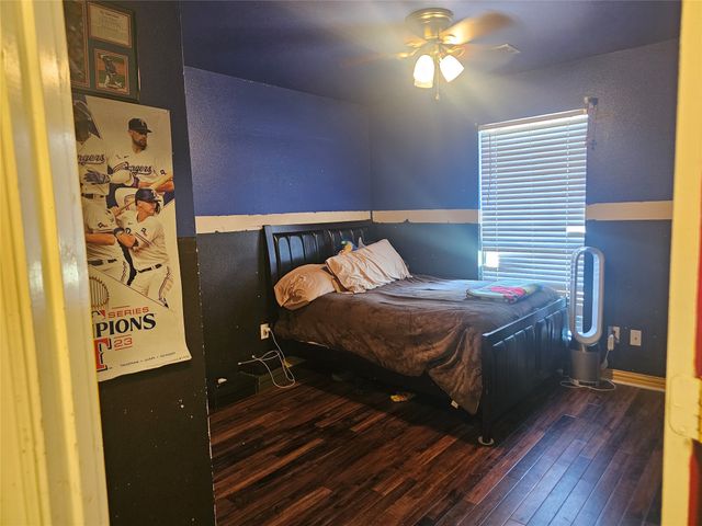 116 Country Drive, Waxahachie, TX 75165