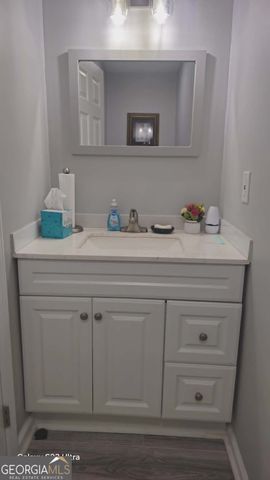 102 McKinley Circle, Lagrange, GA 30240