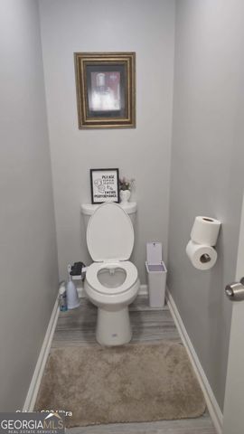 102 McKinley Circle, Lagrange, GA 30240