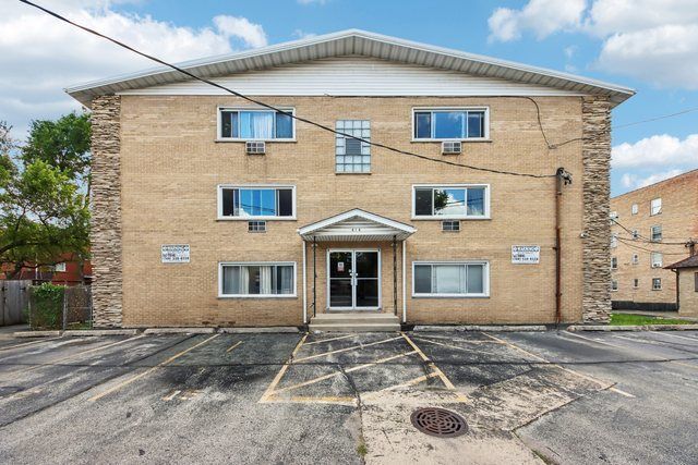 414 S Scoville Avenue 18, Oak Park, IL 60302