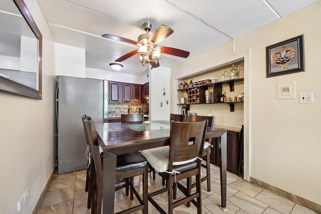 414 S Scoville Avenue 18, Oak Park, IL 60302