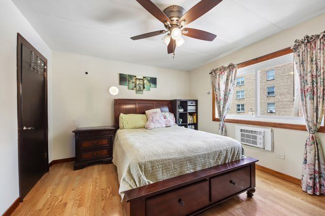 414 S Scoville Avenue 18, Oak Park, IL 60302