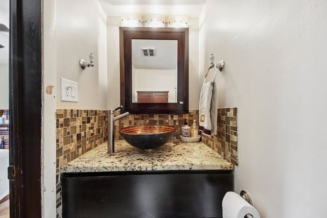 414 S Scoville Avenue 18, Oak Park, IL 60302