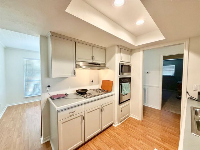 926 Richvale Lane, Houston, TX 77062