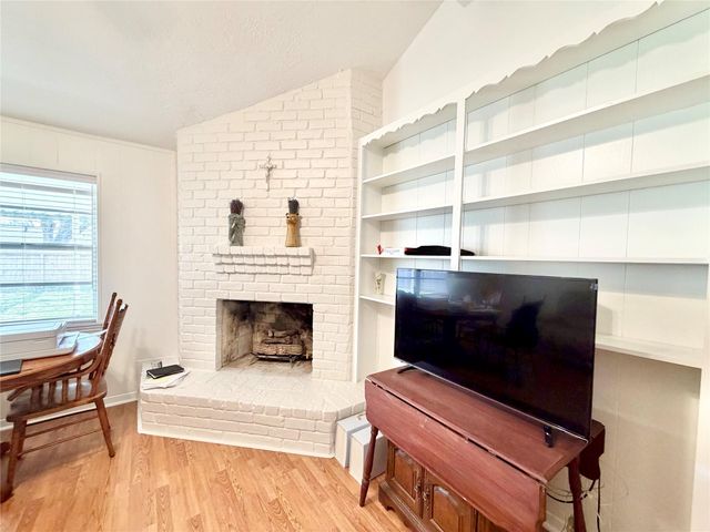 926 Richvale Lane, Houston, TX 77062