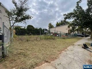 480 S 19th Street, Newark, NJ 07103