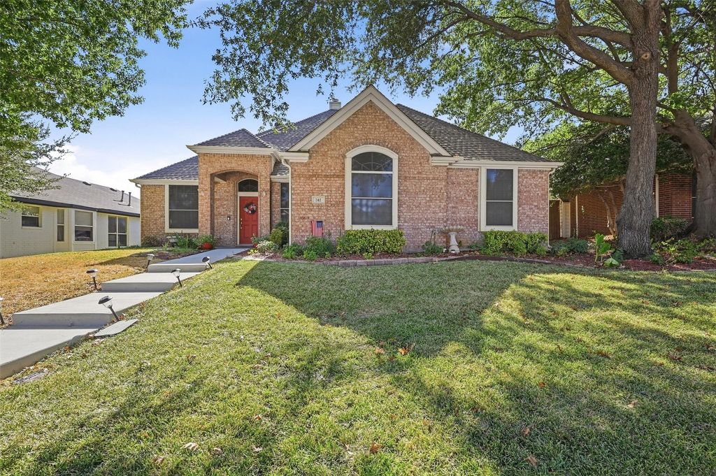 841 N Old Orchard Lane, Lewisville, TX 75077 — exterior