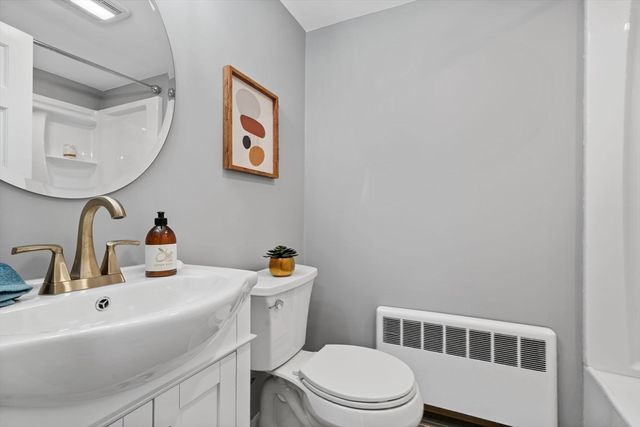 6 Puritan Ln, Dedham, MA 02026