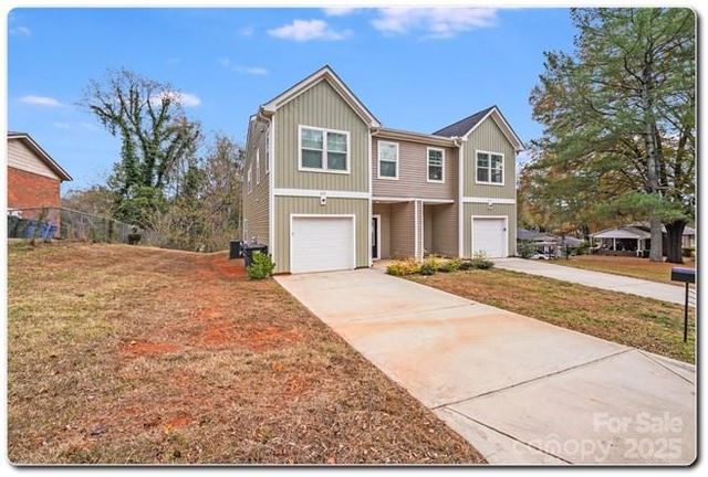 615 11th Street SW, Hickory, NC 28602