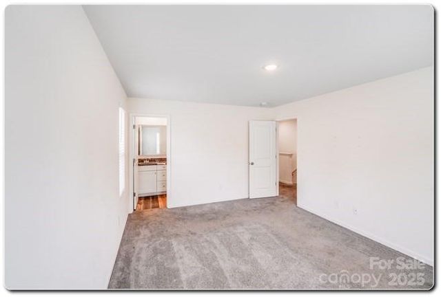 615 11th Street SW, Hickory, NC 28602