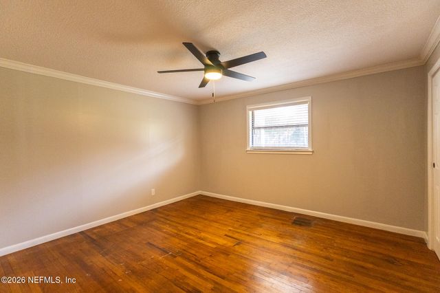 401 PLEASANT Street, Pomona Park, FL 32181