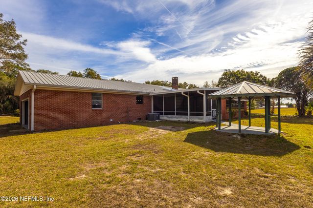 401 PLEASANT Street, Pomona Park, FL 32181