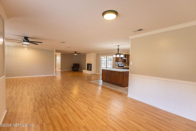 401 PLEASANT Street, Pomona Park, FL 32181