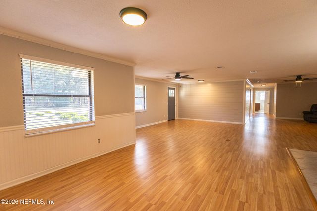 401 PLEASANT Street, Pomona Park, FL 32181