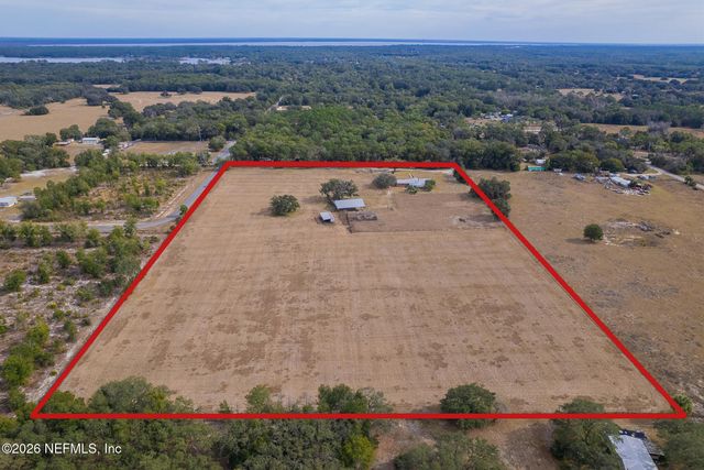 401 PLEASANT Street, Pomona Park, FL 32181