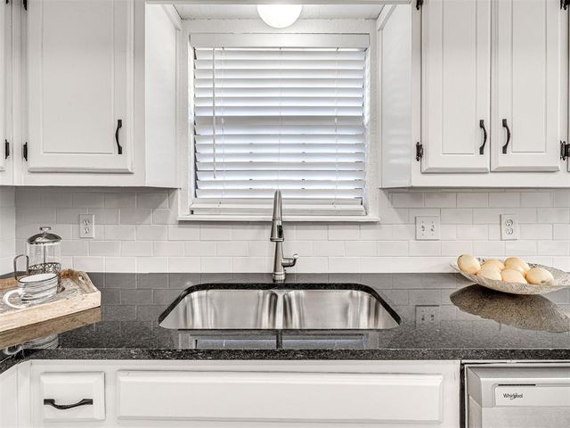 116 Pueblo, Edmond, OK 73013