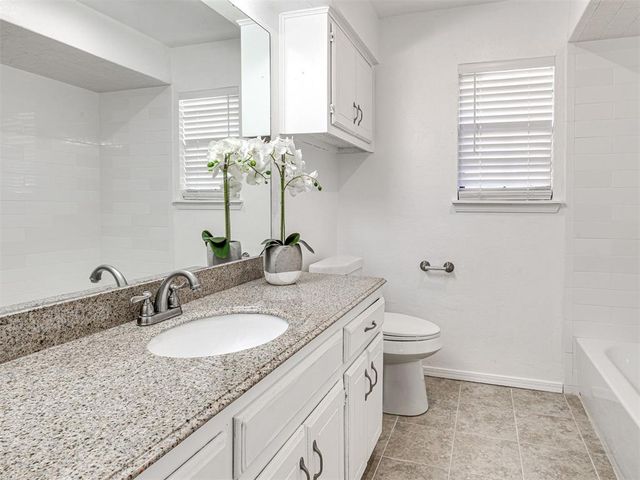 116 Pueblo, Edmond, OK 73013