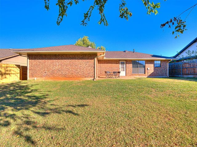 116 Pueblo, Edmond, OK 73013
