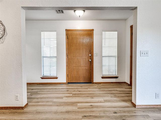 116 Pueblo, Edmond, OK 73013