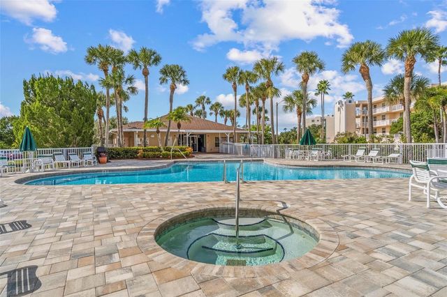 6555 99TH WAY N 20F, St Petersburg, FL 33708