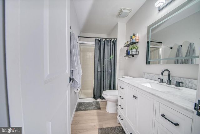 1704 ABERDEEN LN, Blackwood, NJ 08012