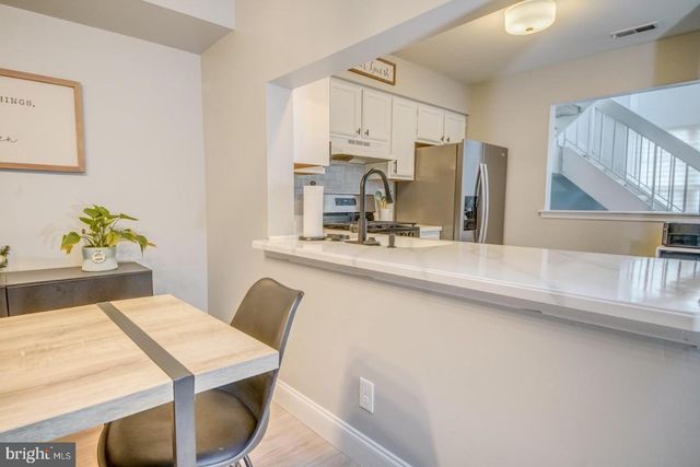 1704 ABERDEEN LN, Blackwood, NJ 08012