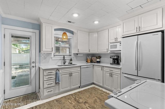 125 NE 13th Street, Oak Island, NC 28465