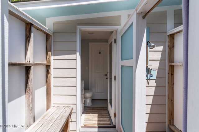 125 NE 13th Street, Oak Island, NC 28465