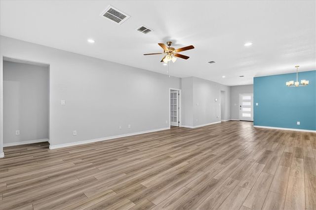 7938 Rancho Vista Blvd E, Corpus Christi, TX 78414