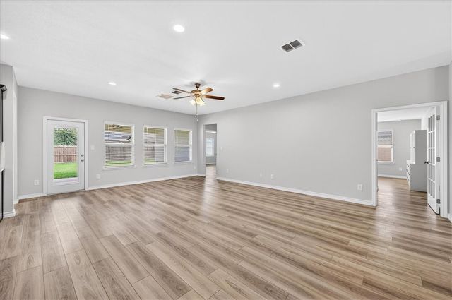 7938 Rancho Vista Blvd E, Corpus Christi, TX 78414