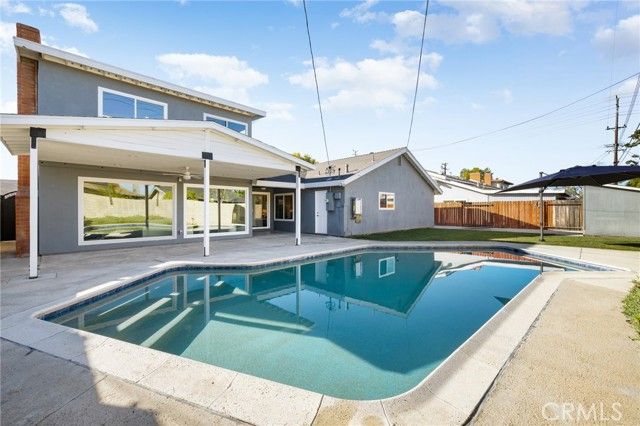 1529 Catalina Avenue, Santa Ana, CA 92705