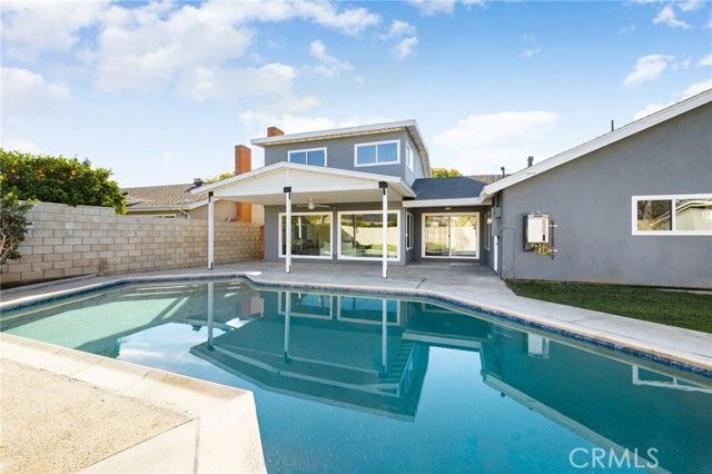 1529 Catalina Avenue, Santa Ana, CA 92705