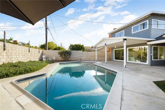 1529 Catalina Avenue, Santa Ana, CA 92705