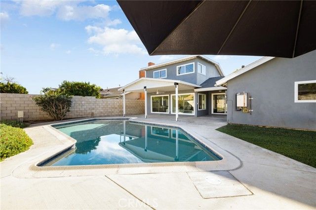 1529 Catalina Avenue, Santa Ana, CA 92705