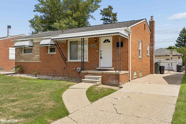 28930 Hughes Street, St Clair Shores, MI 48081