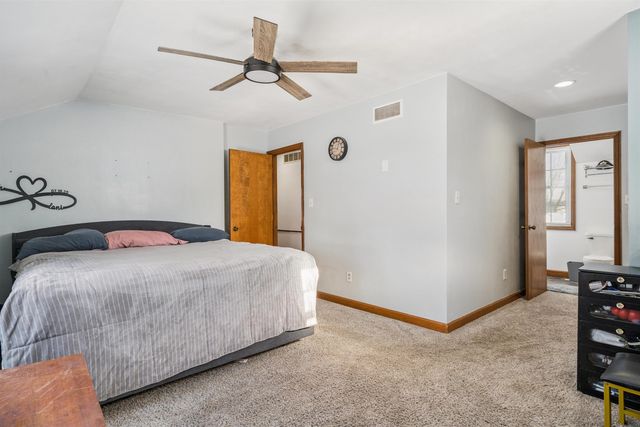 914 Lynda Road, Waterloo, IA 50701