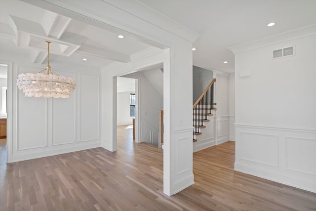 170 W Armitage Avenue, Elmhurst, IL 60126