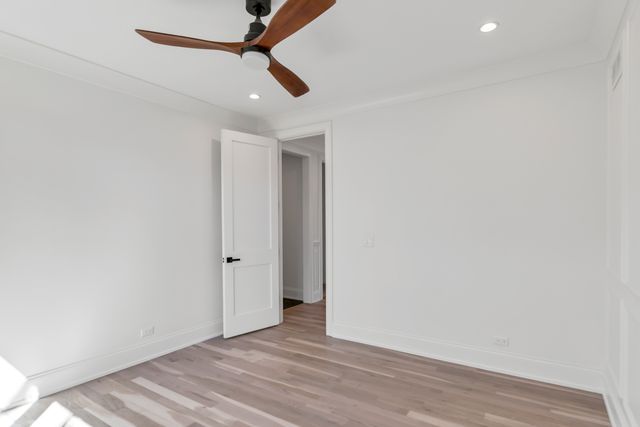 170 W Armitage Avenue, Elmhurst, IL 60126