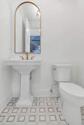 170 W Armitage Avenue, Elmhurst, IL 60126