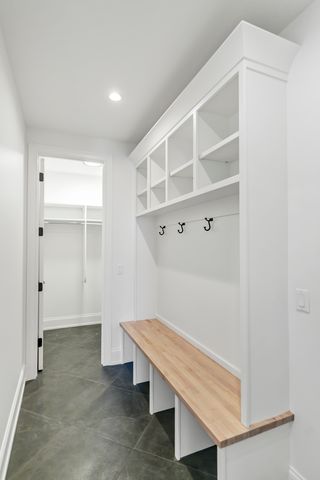 170 W Armitage Avenue, Elmhurst, IL 60126